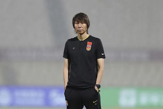 人妖表演